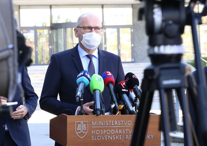 Firma napriek opatreniu súdu neobnovila dodávky energií, Sulík podal trestné oznámenie